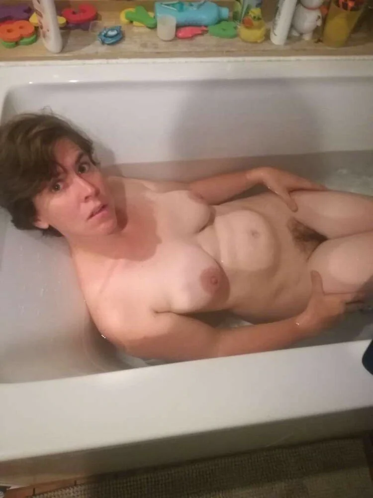 Amateur Milfs and Matures main image