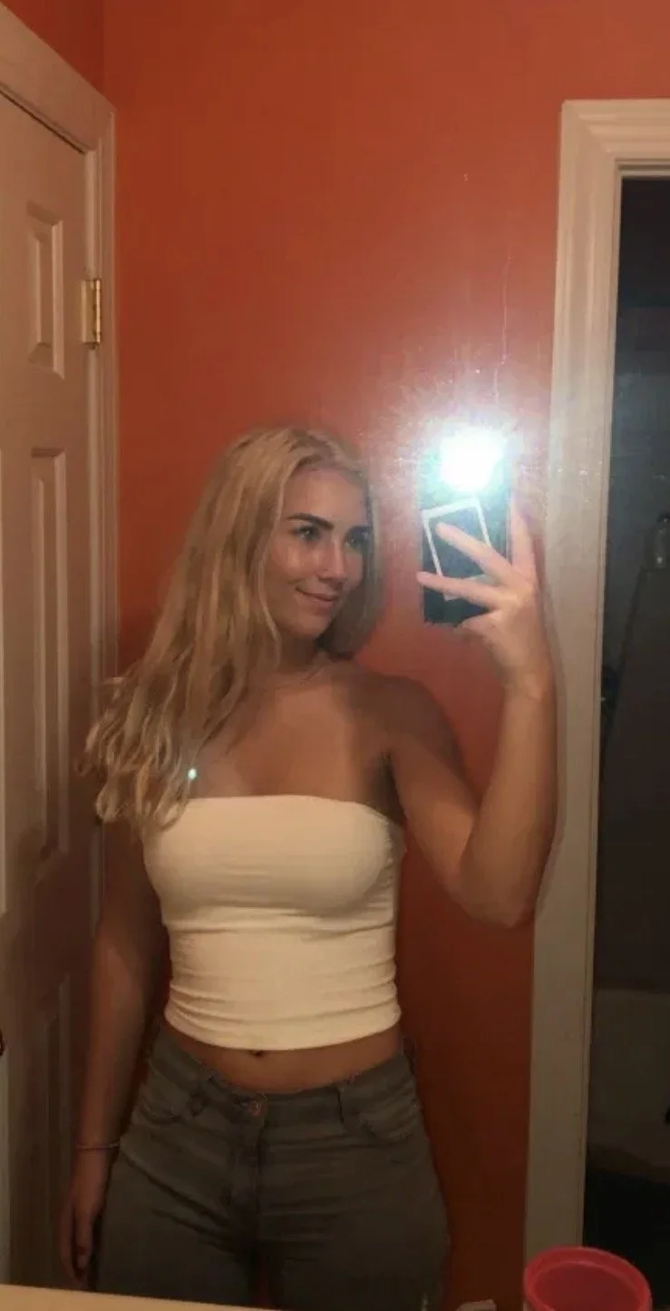 Caught big ass sister image 1