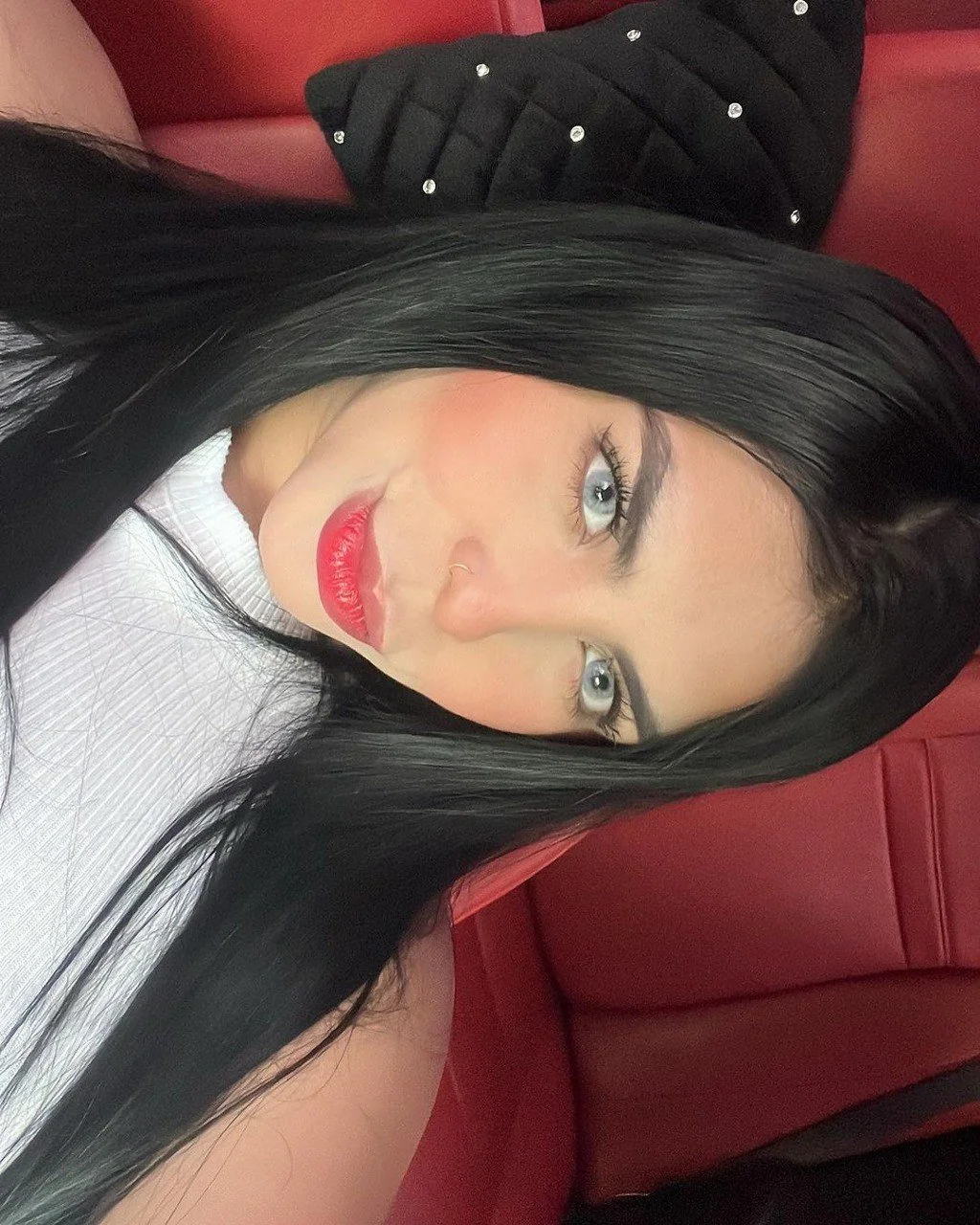 Rashel image 11