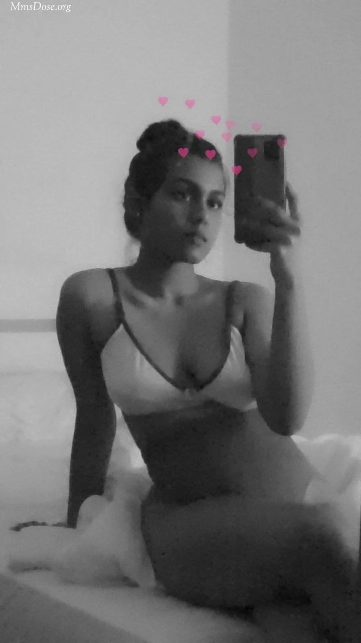 Indian bitch get blowjob and exposed herself image 24