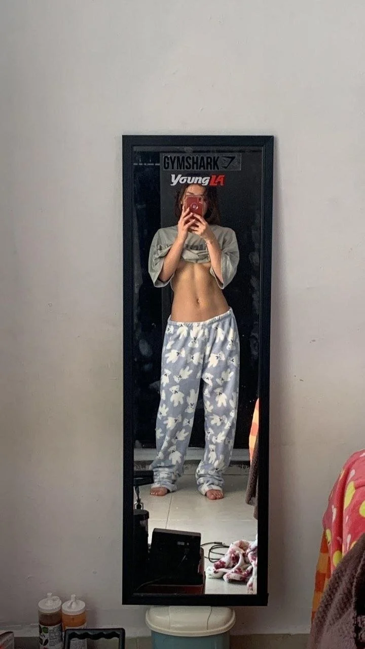 Delgadita pero con un culote image 13