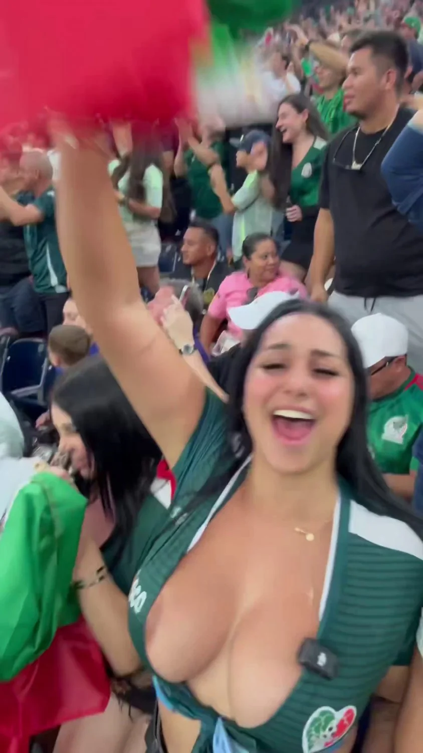 Nip Slip at the World Cup 🤣🤣 image 2