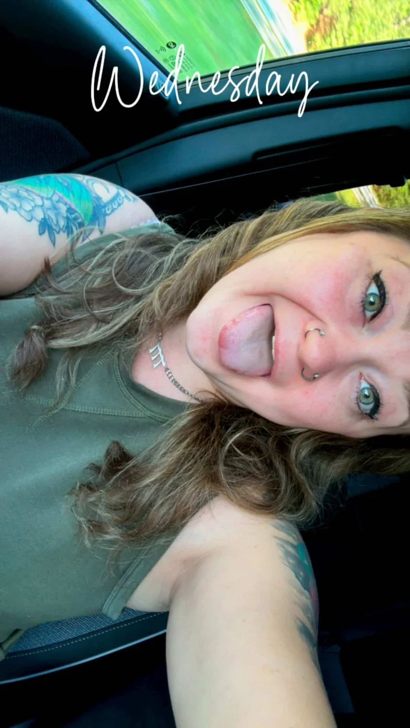 Ashlyn has juicy tits image 16