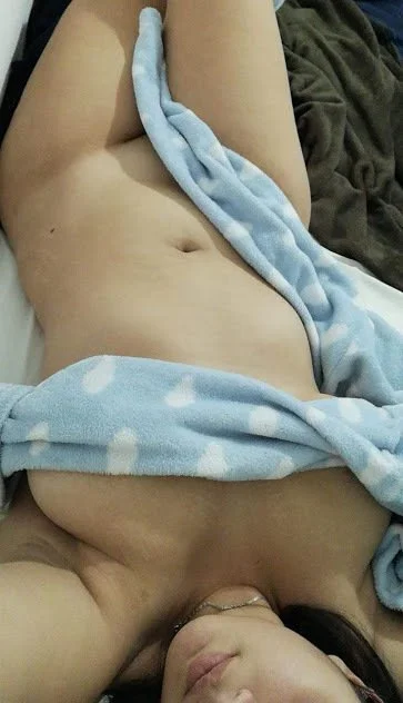 Psicologa tetona filtrada por su paciente image 16