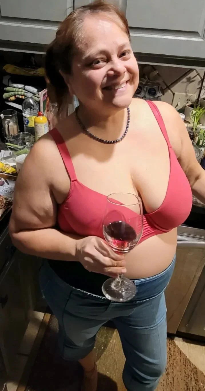 A few pictures of me and my daughter. Kik me veronicalaragarza image 7