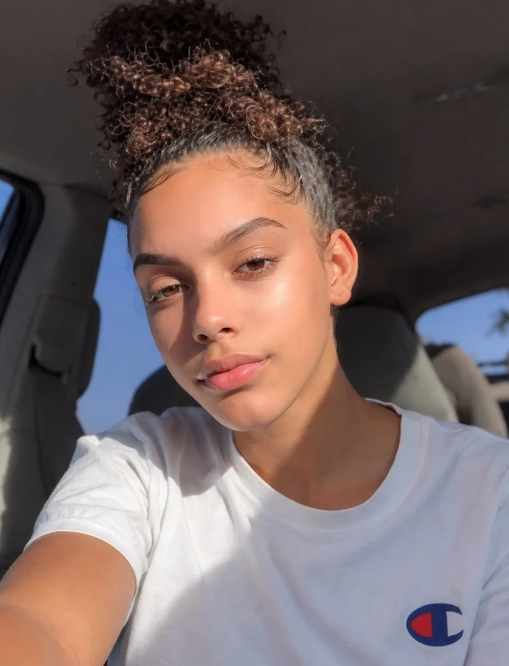 Light skin EX GF leaked main image