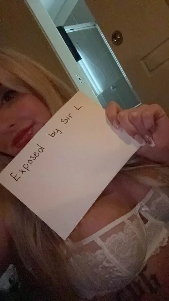 24yo from Australia craves for attention image 5