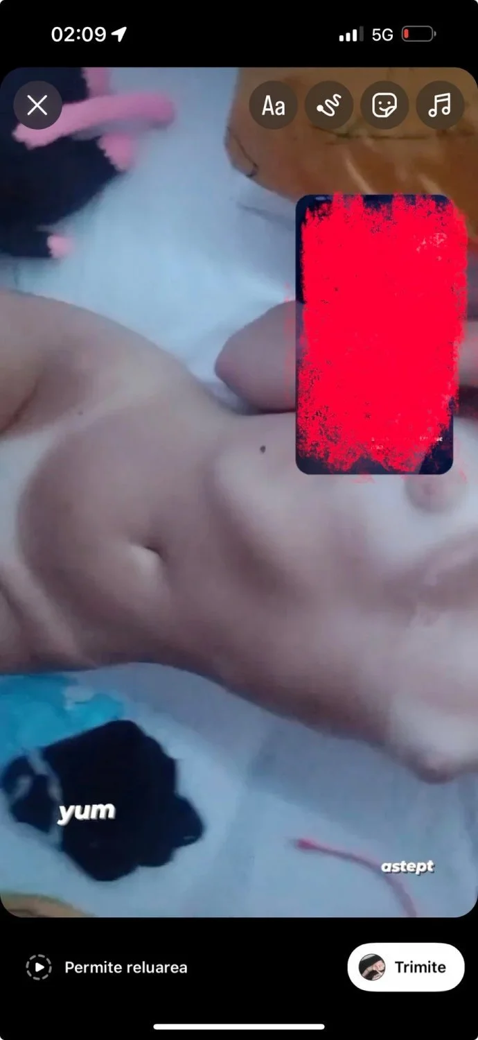 Novinha gringa mandou nude e safado vazou a putinha pra gente! novinha, vazou, vazados, vazada, amad image 16
