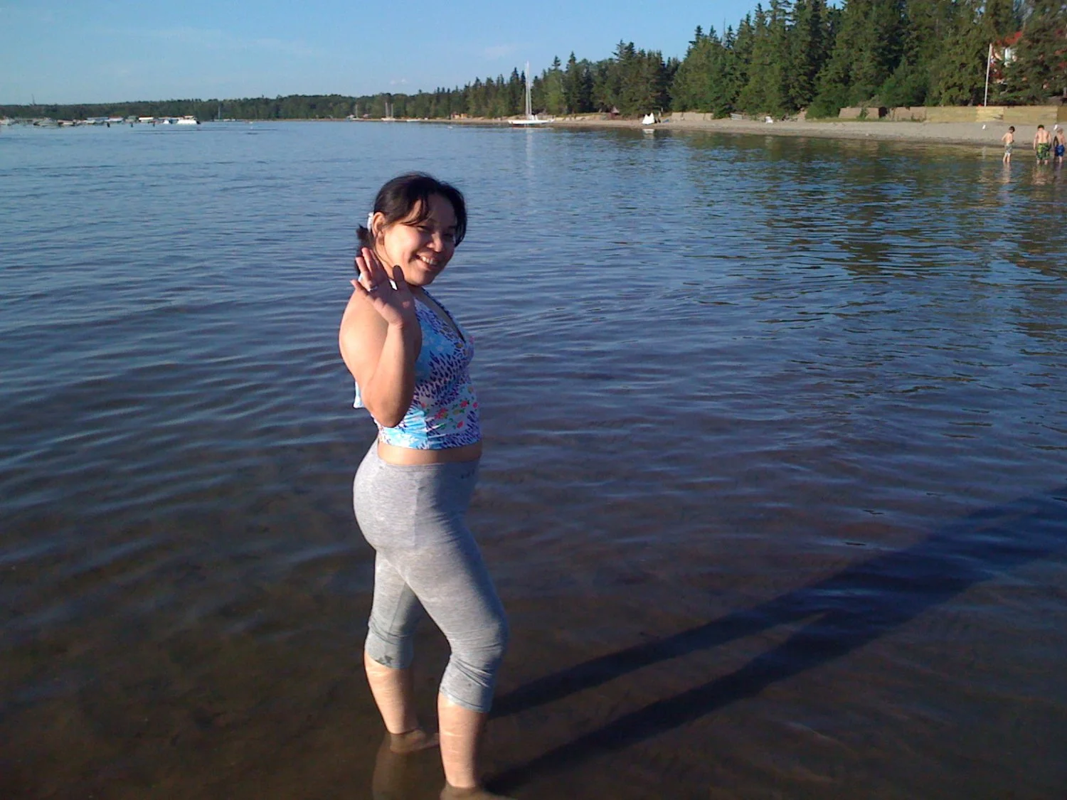 Rosy, Filipina, Showing her off, Smile, Likes Camera, Ask for more explicit pixs, main image