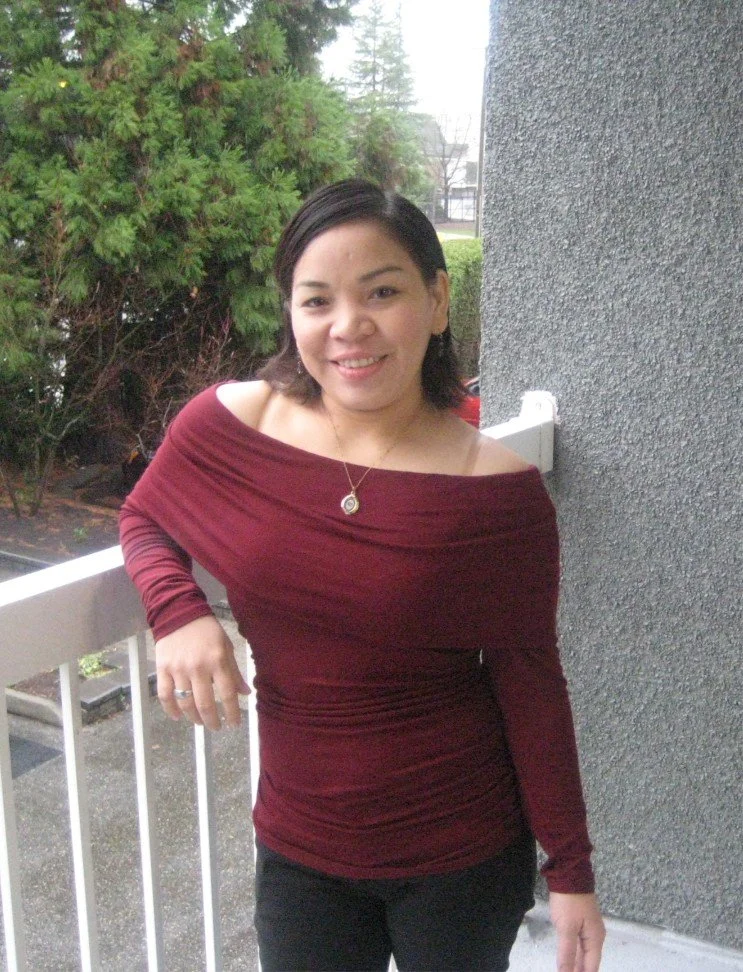 Rosy, Filipina, Showing her off, Smile, Likes Camera, Ask for more explicit pixs, image 6