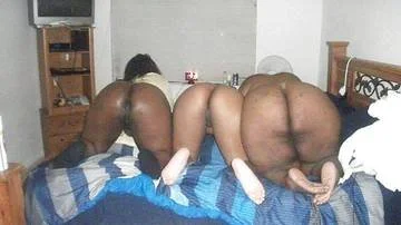 Three ebony butts getting ready to get fucked in my bedroom P Ave Buffalo ny main image