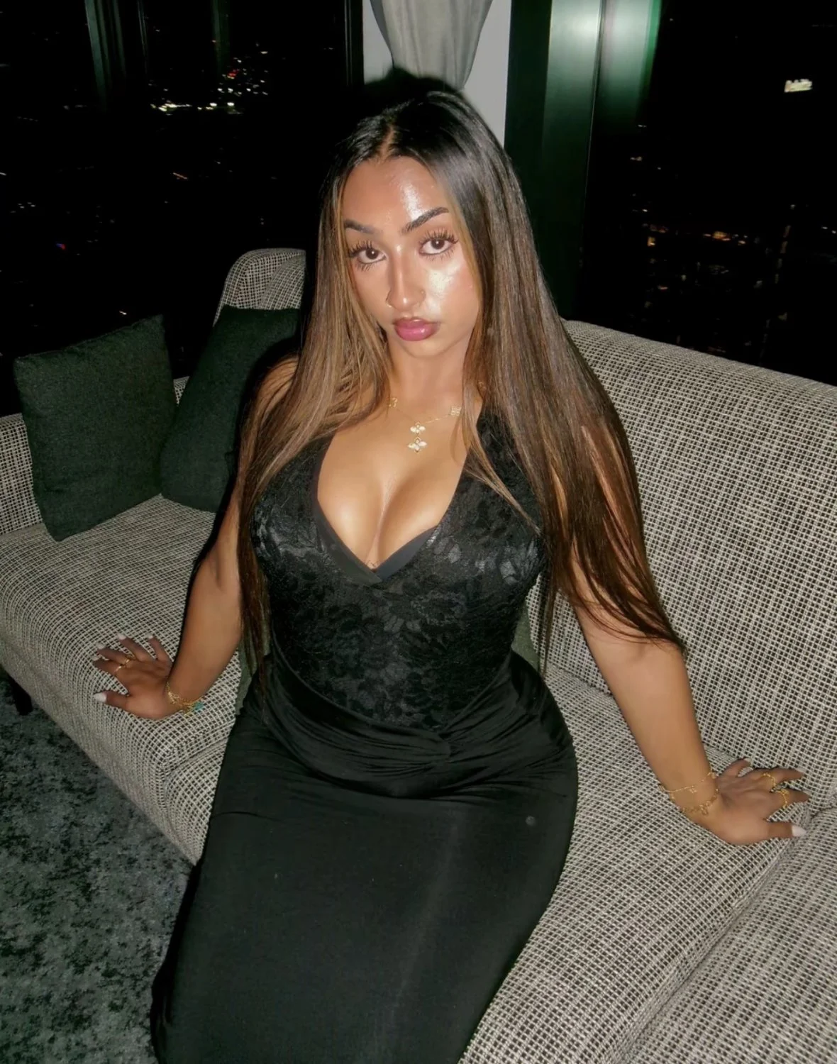 sexy indian thick NRI leaked🤤 image 29