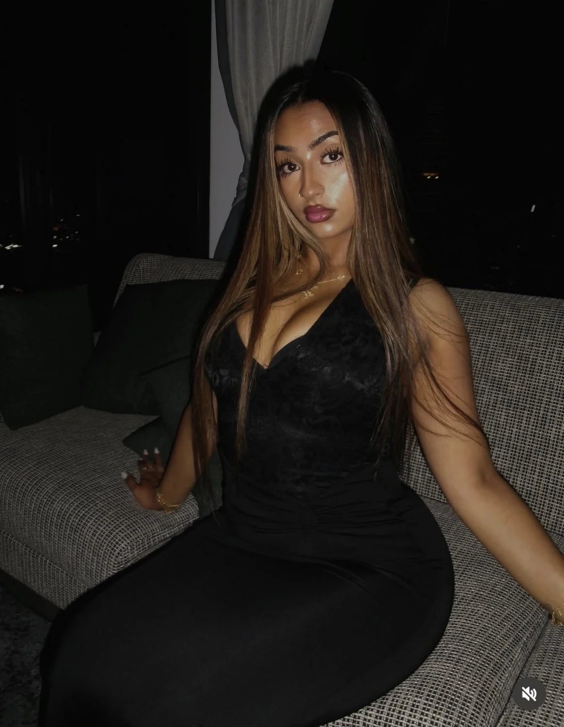 sexy indian thick NRI leaked🤤 image 4