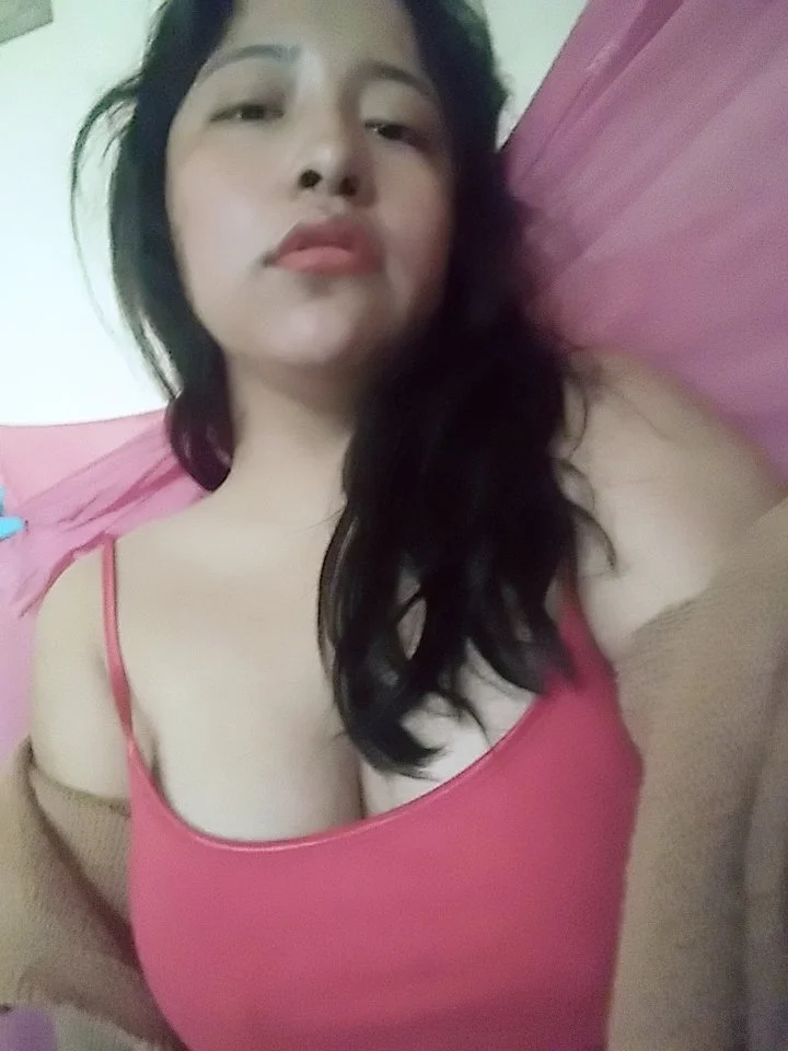 Colegiala mexicana chichona image 10