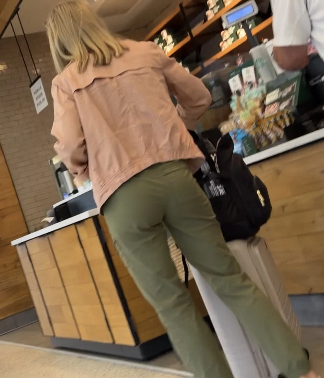 What do you rate this MILF ass?? image 8