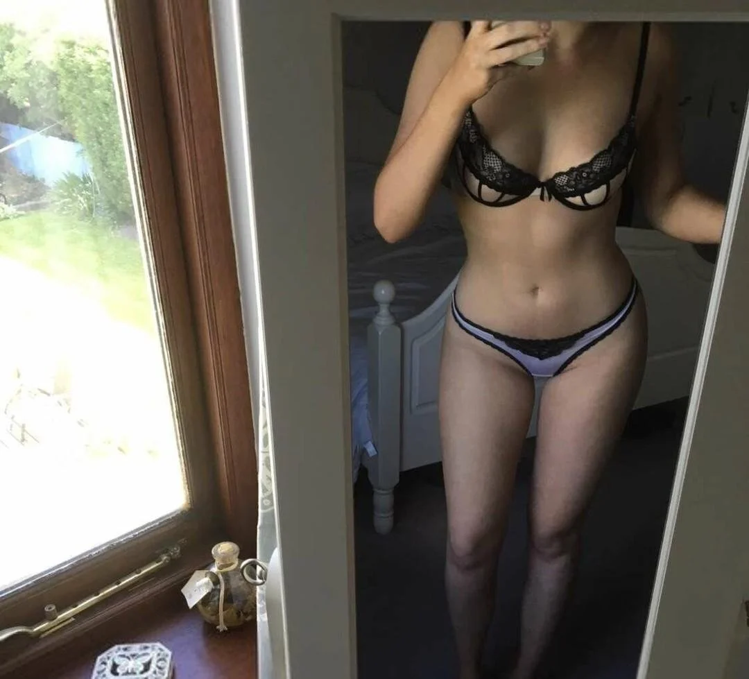 Milf Nudes image 2