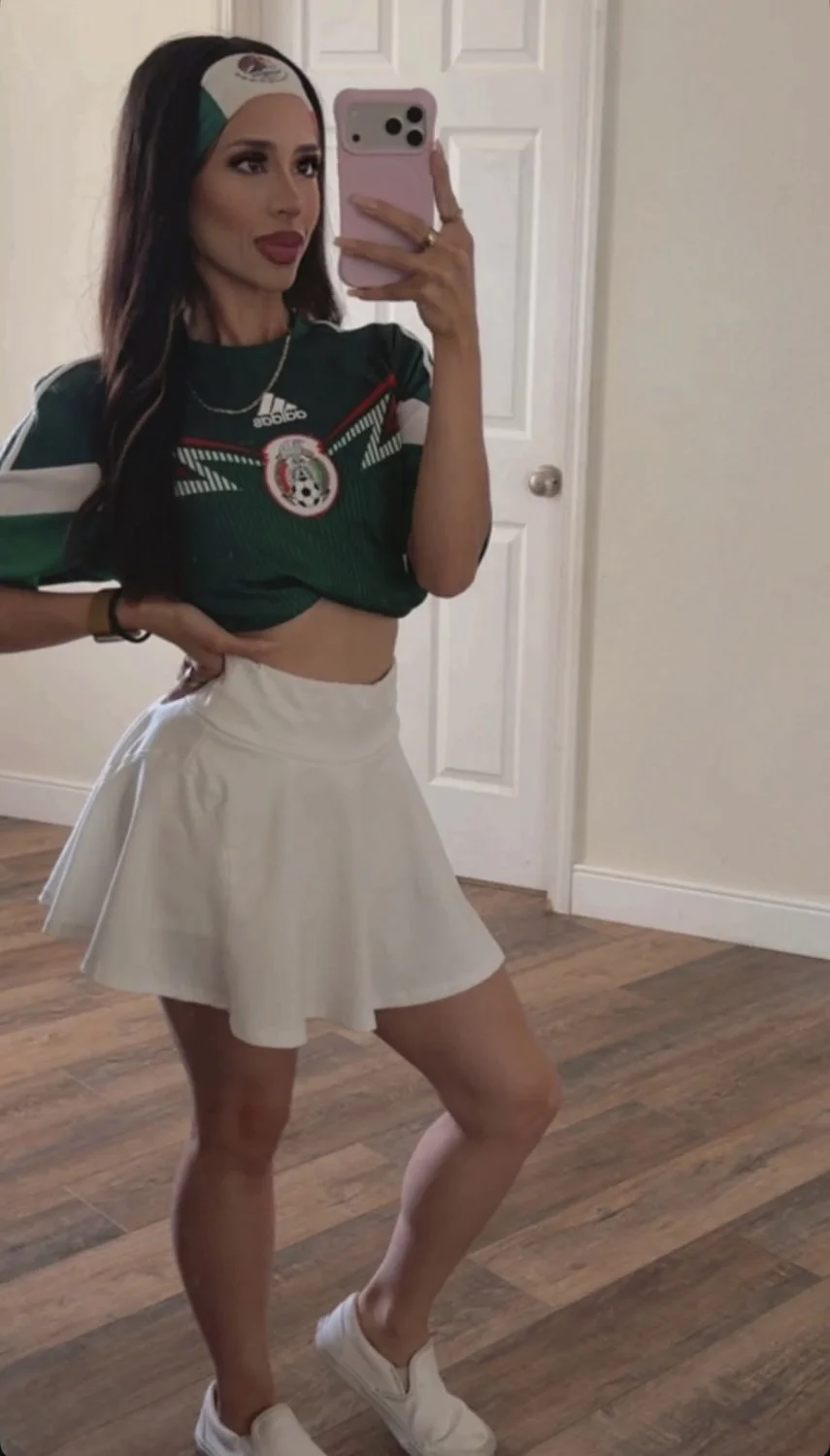 Spread my as and fuck me hard image 2
