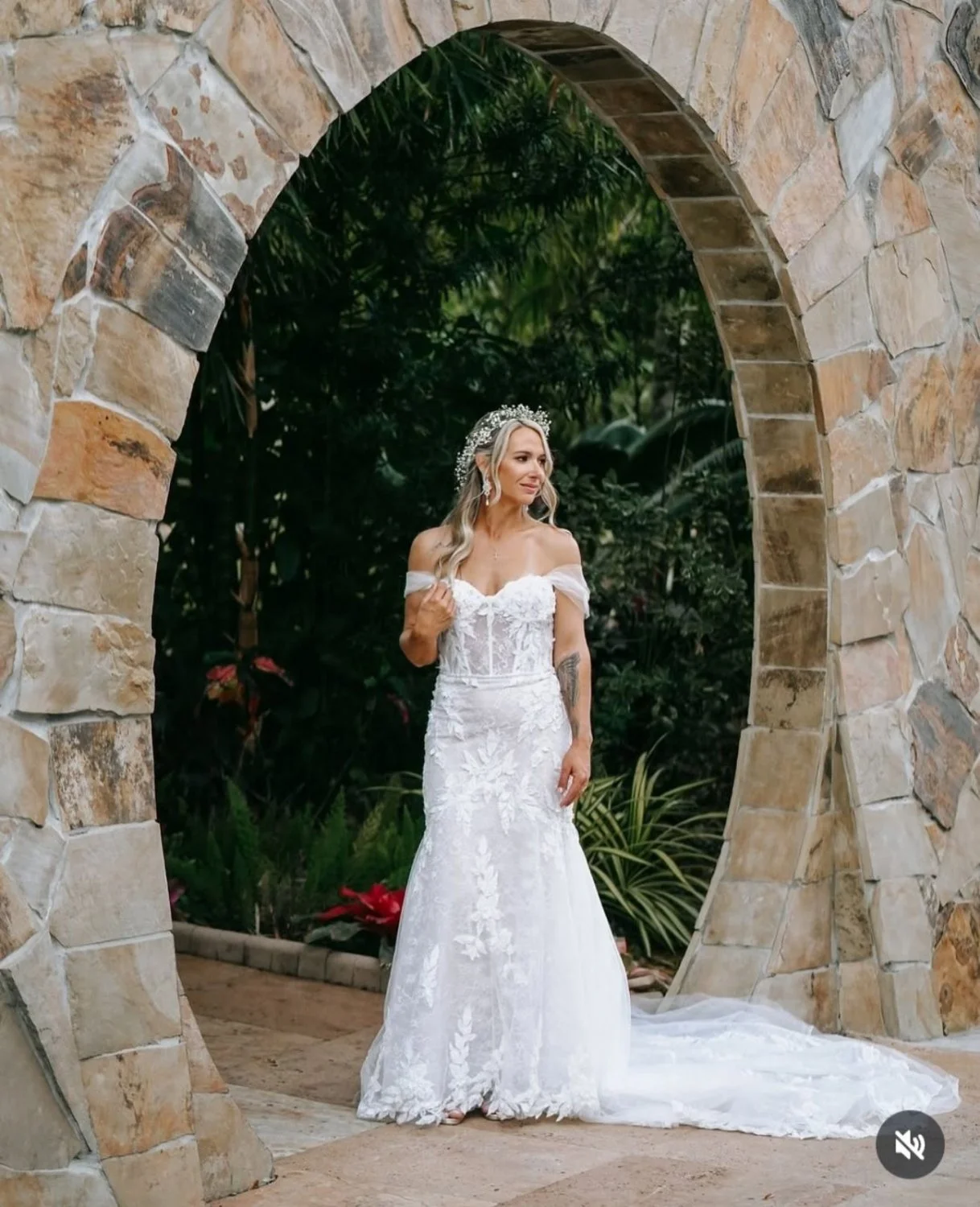 His bride is ready for your cock image 18
