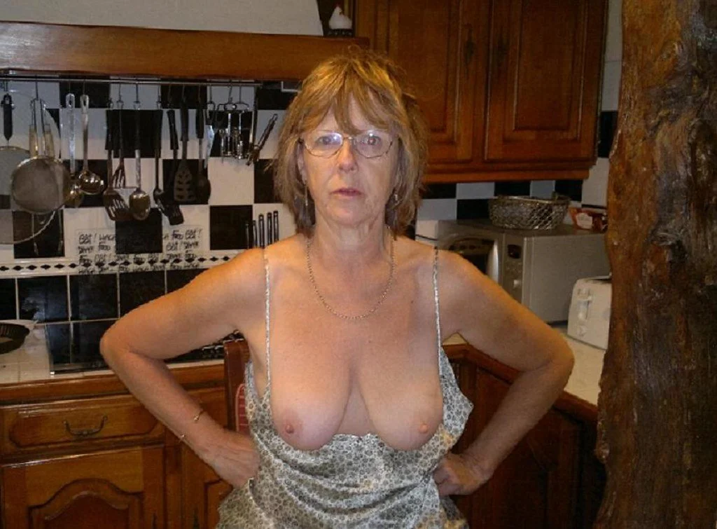 UK gilf Christine image 5