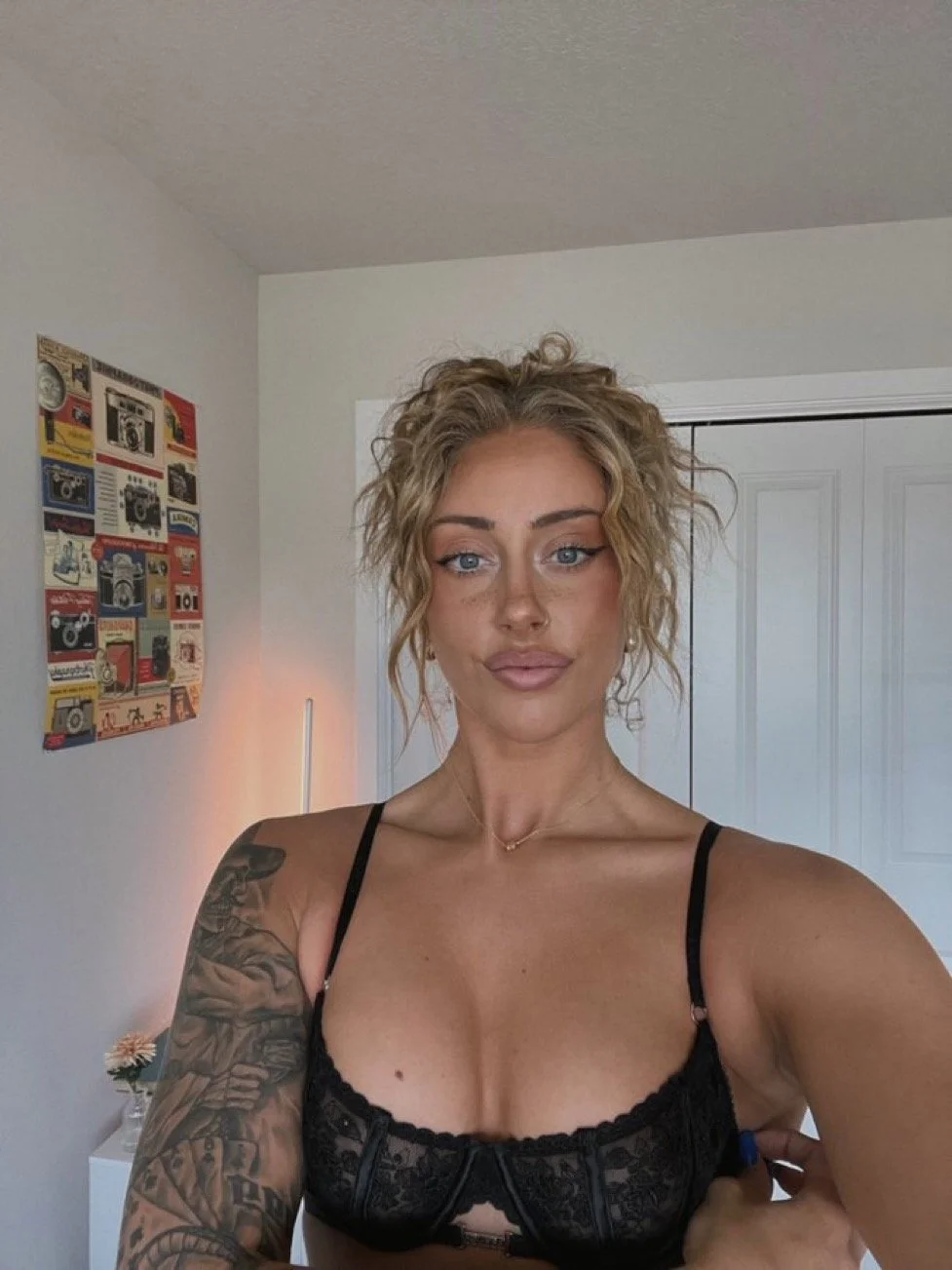 The real life Mrs. Incredible image 13