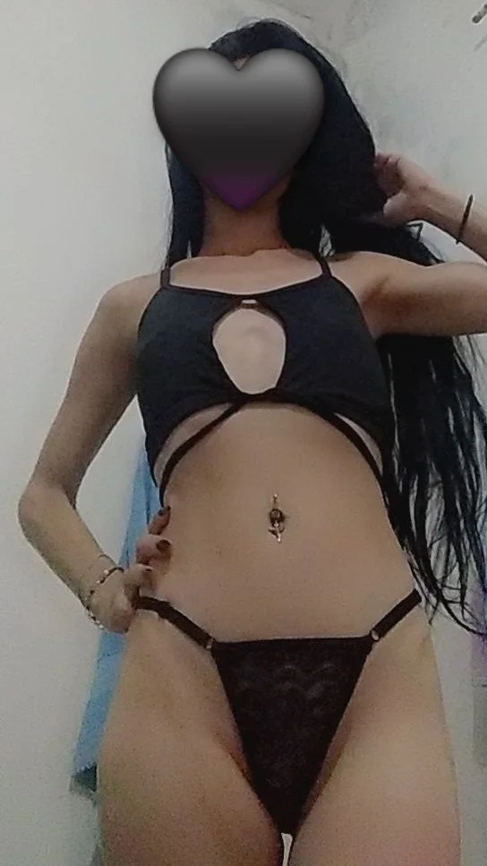Safada esposa image 4