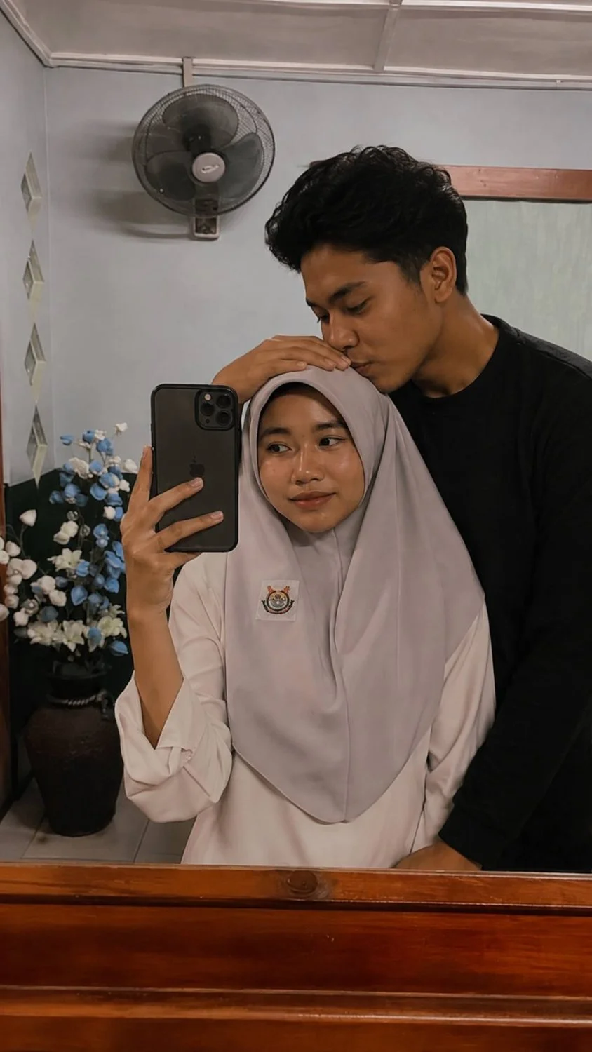 Little 20 year malaysia slut lobes being shown off main image