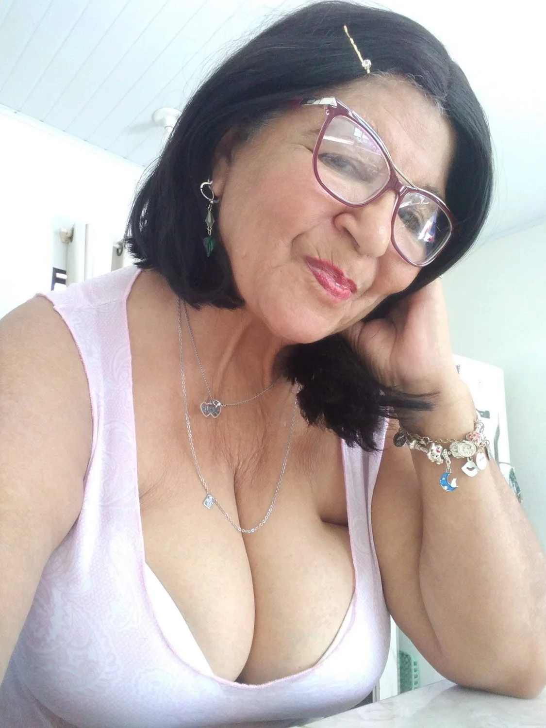 Busty €DNA Coroa NoNude / IA fake.. mas bom! image 35