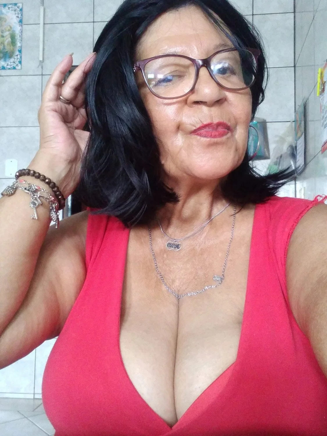 Busty €DNA Coroa NoNude / IA fake.. mas bom! image 37