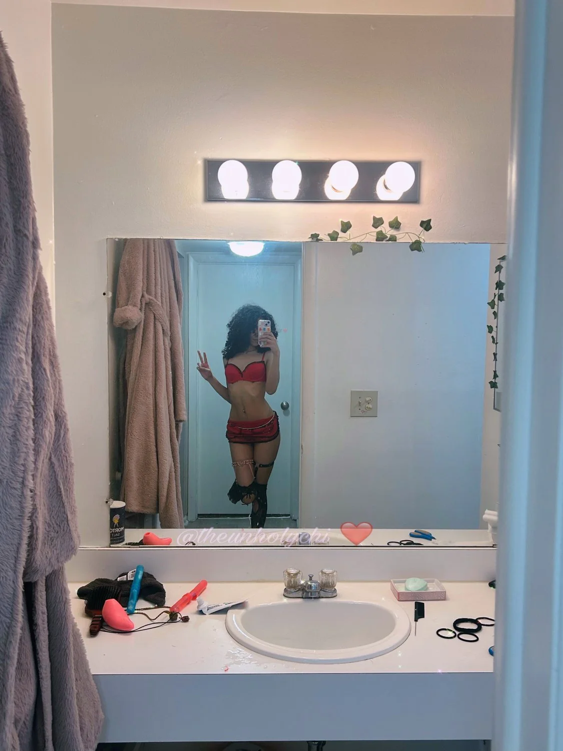 I squirted in a sex doll today 🥰❤️ main image