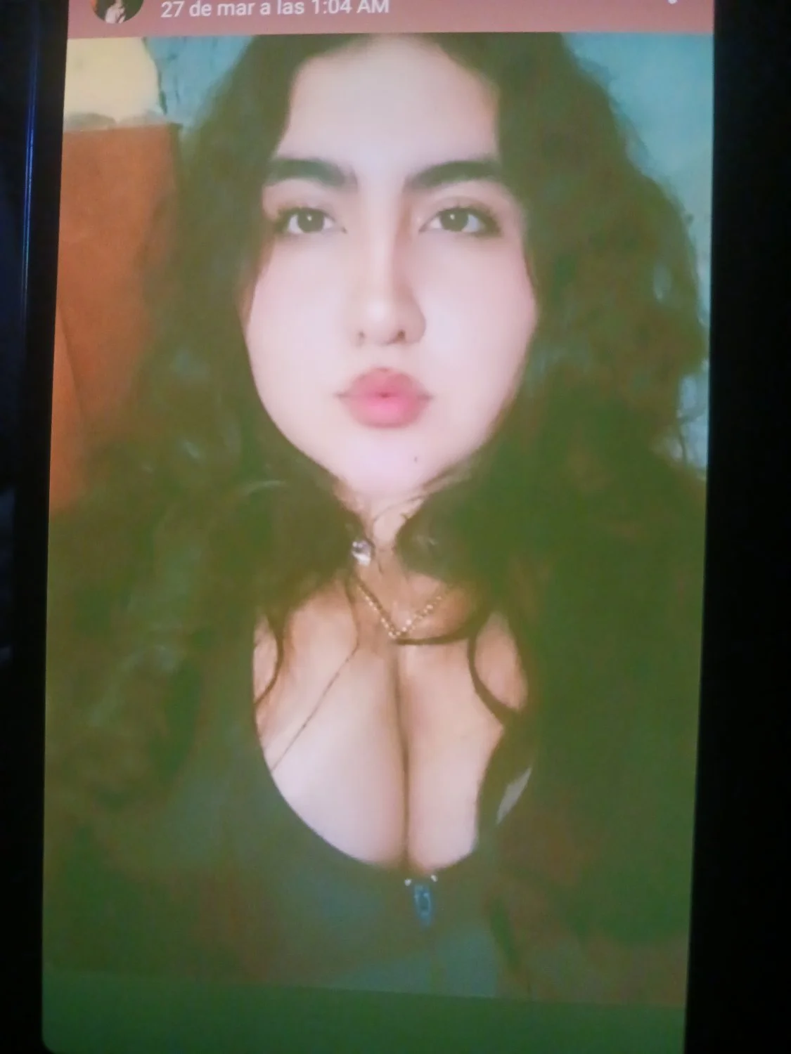 Se muestra como la puta que es image 4