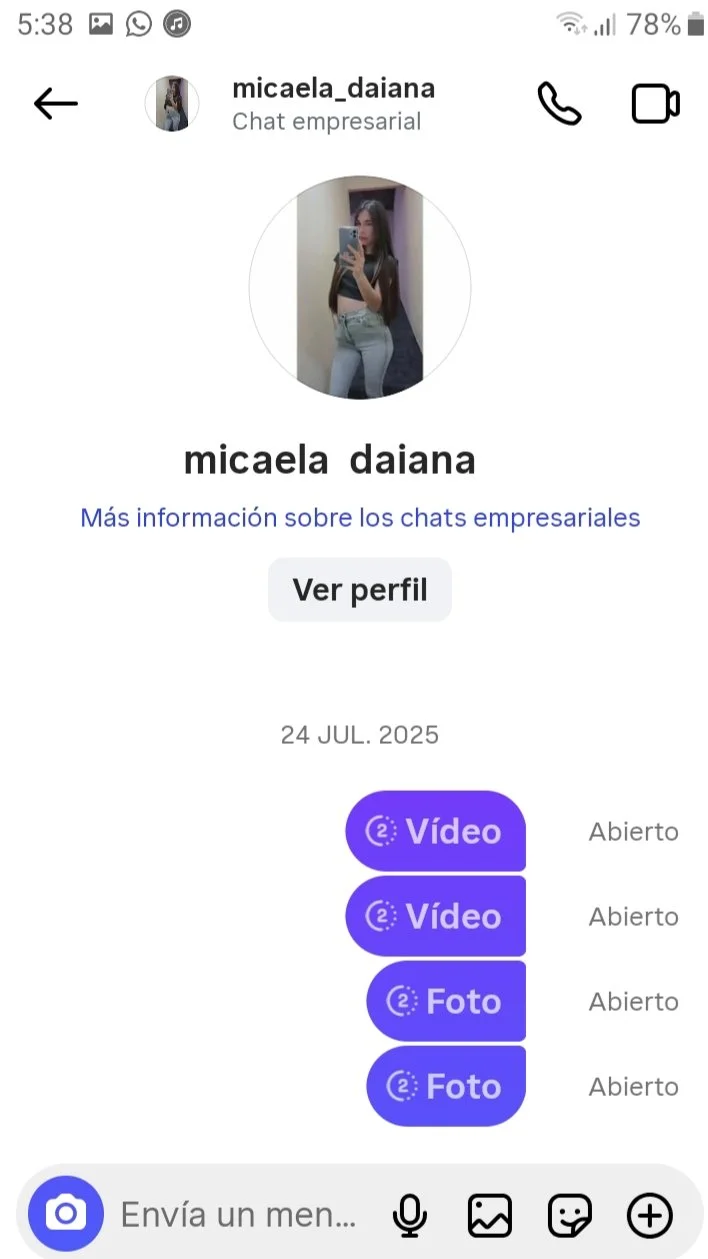 Dickflash a putona de ig image 5