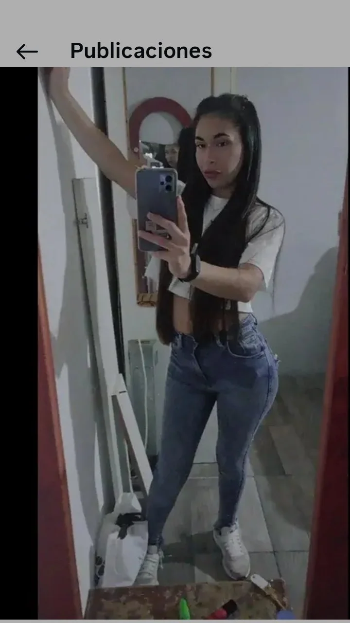 Dickflash a putona de ig image 7