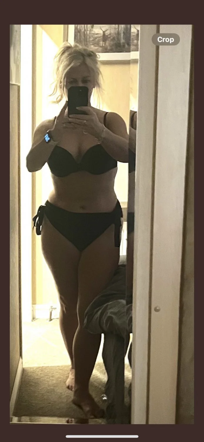 Hot MILF image 8