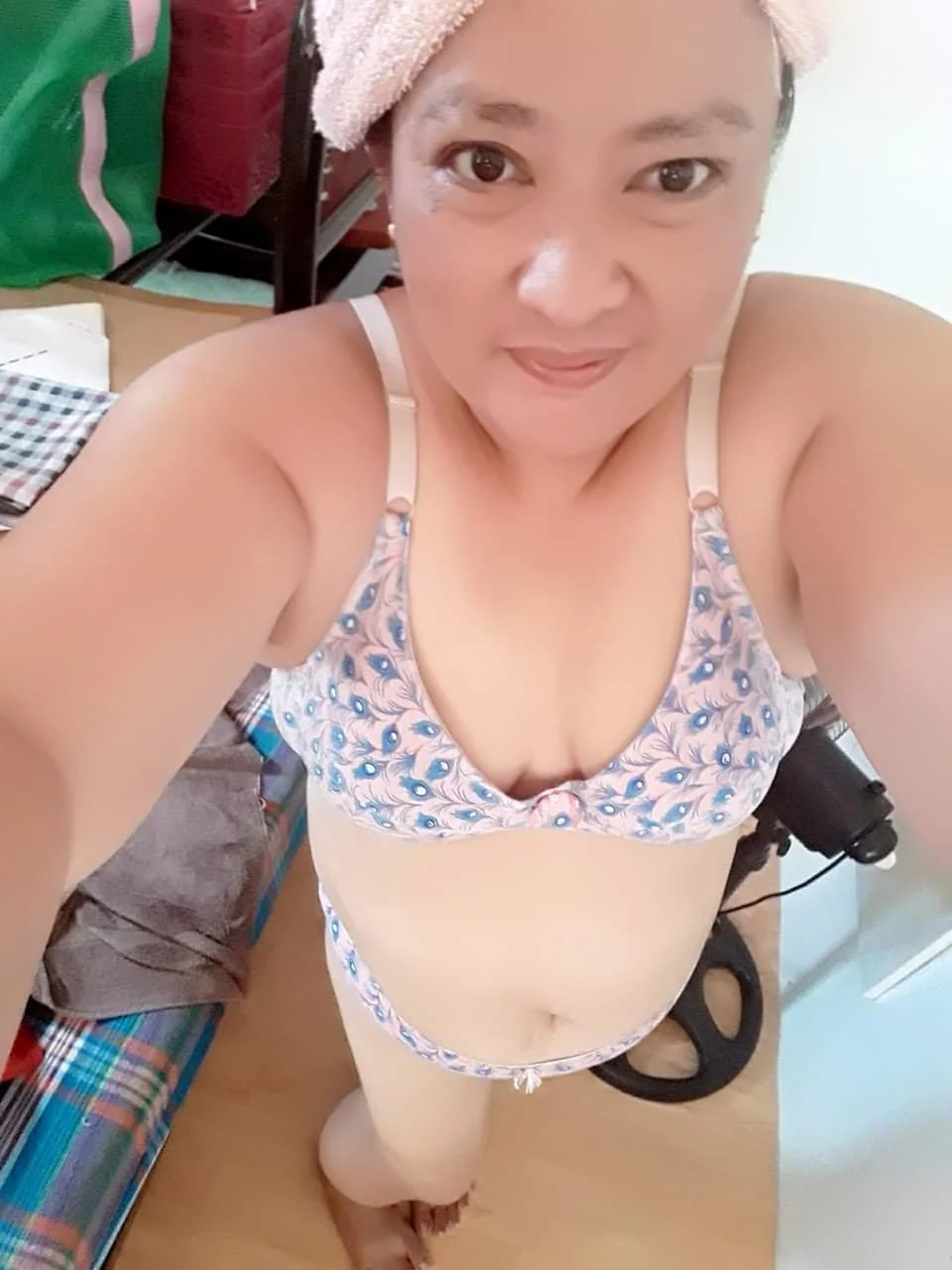 Mature Pinay Webslut image 26