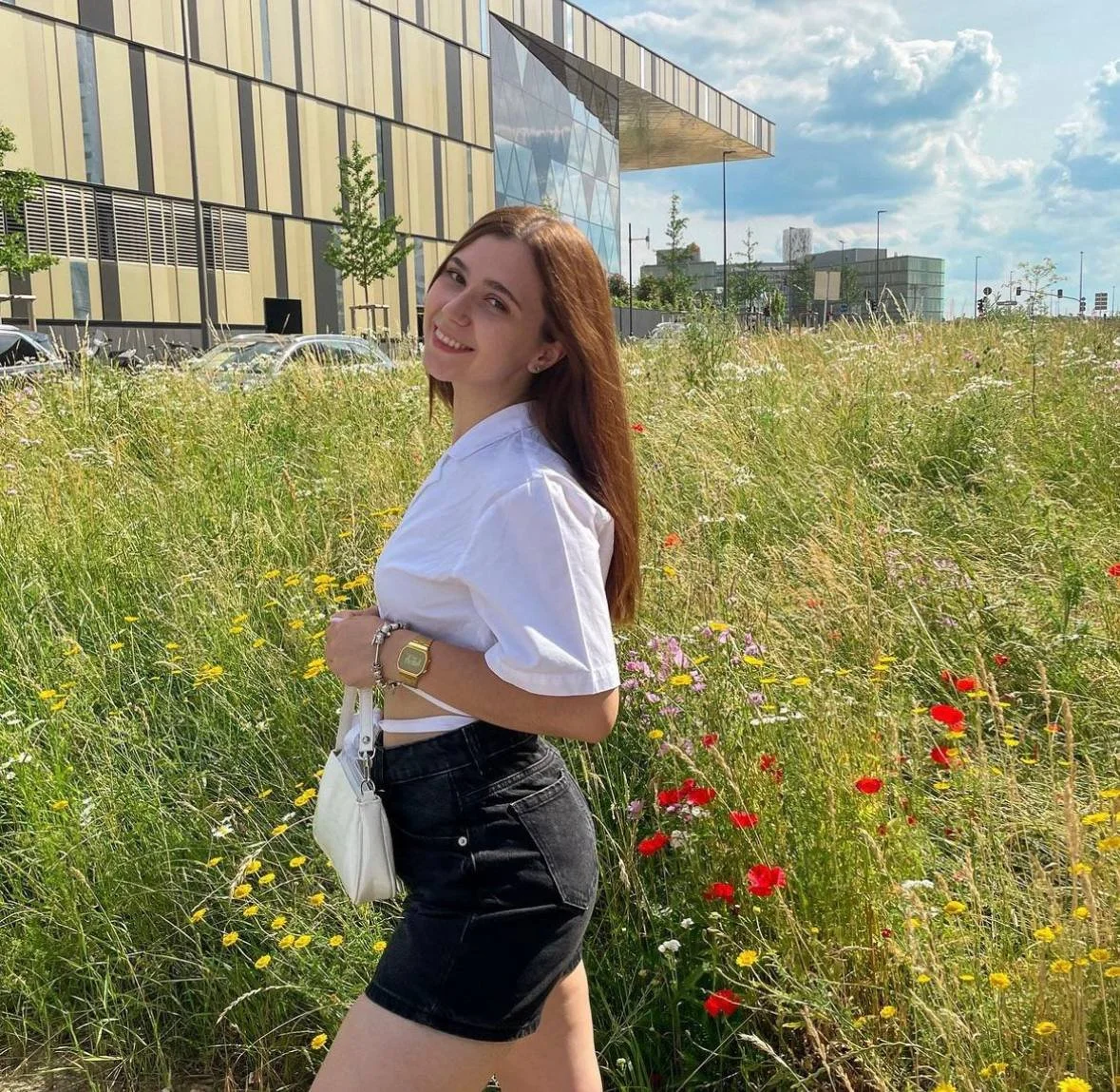 Jenny 22, bodycount 47, liebt BBC und cum image 38