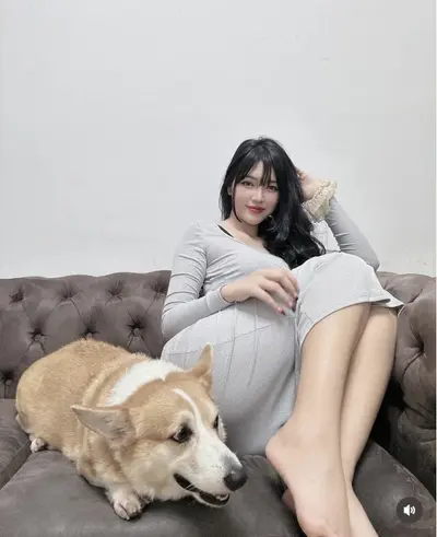 Jendii_bii 😀😬🤫 កុំមាត់🔥🤫 cover image