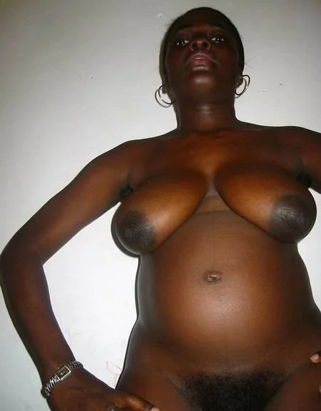 horny pregnant ebony she is so horny image 3