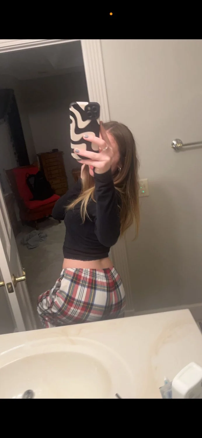 use the love of my life laylah like a filthy slut and cum to her pretty face image 48