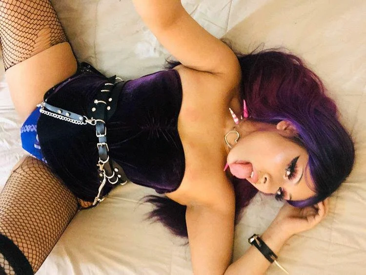 Samantha 🍒🍒 image 12