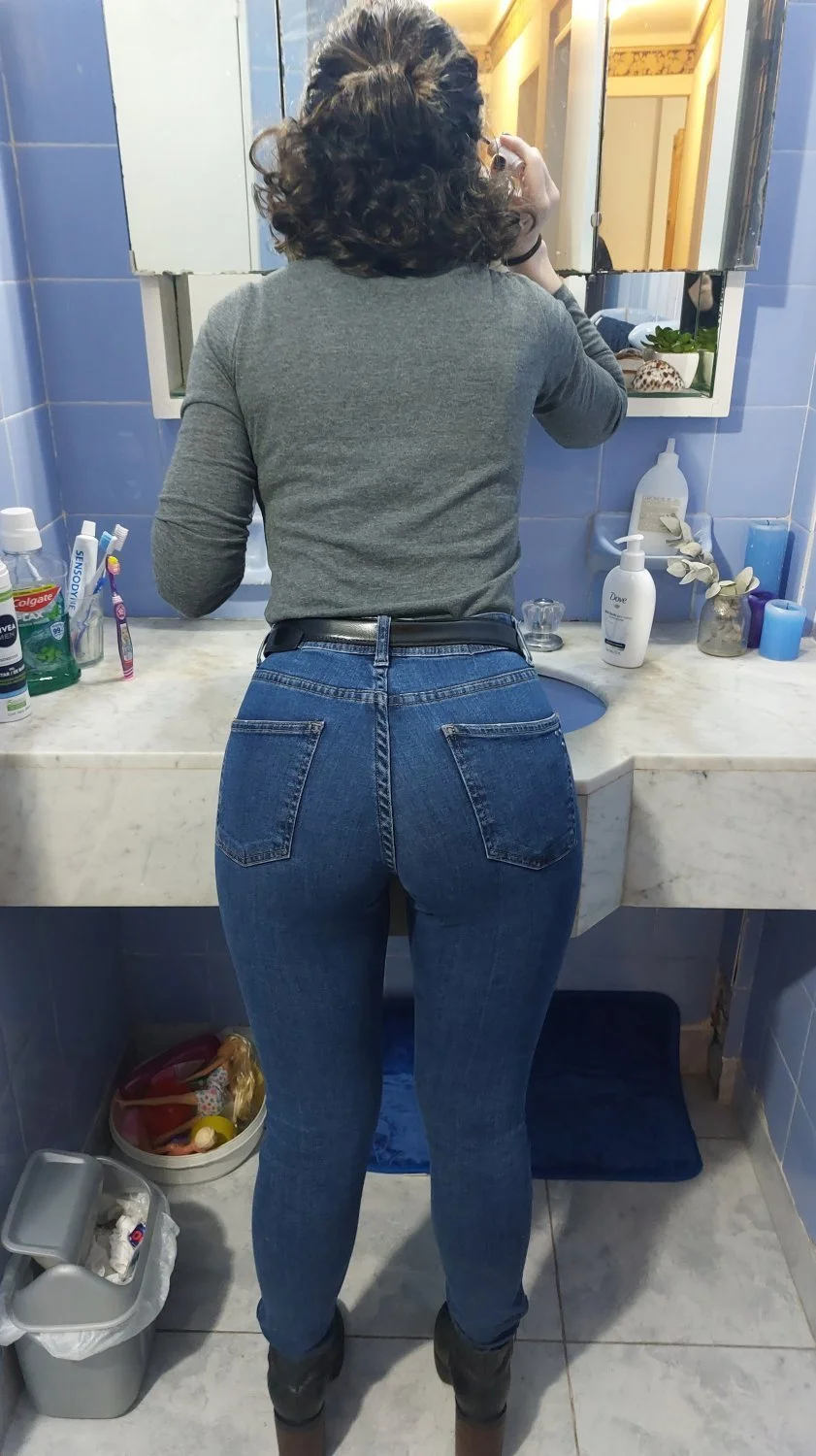 Milf nalguita redonda ecuadorfiltrado image 1