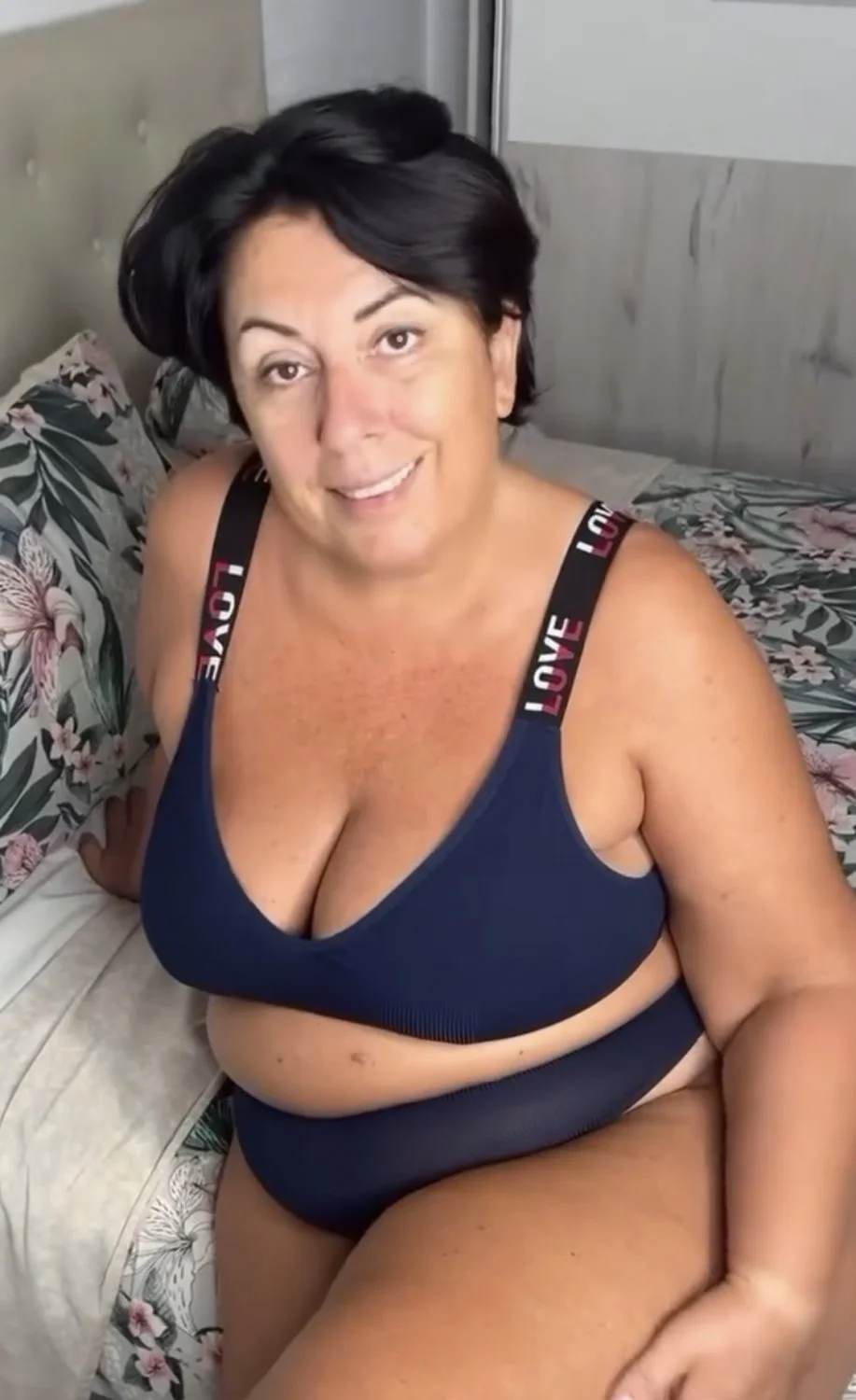 Scottish Bbw Lucy image 3