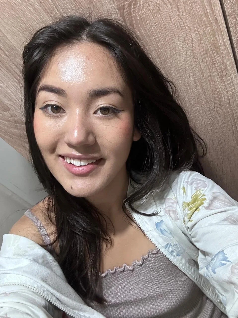 Colombiana natural beauty image 2