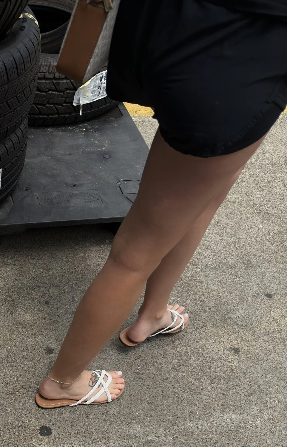 MILFS tattooed feet in sandals image 5