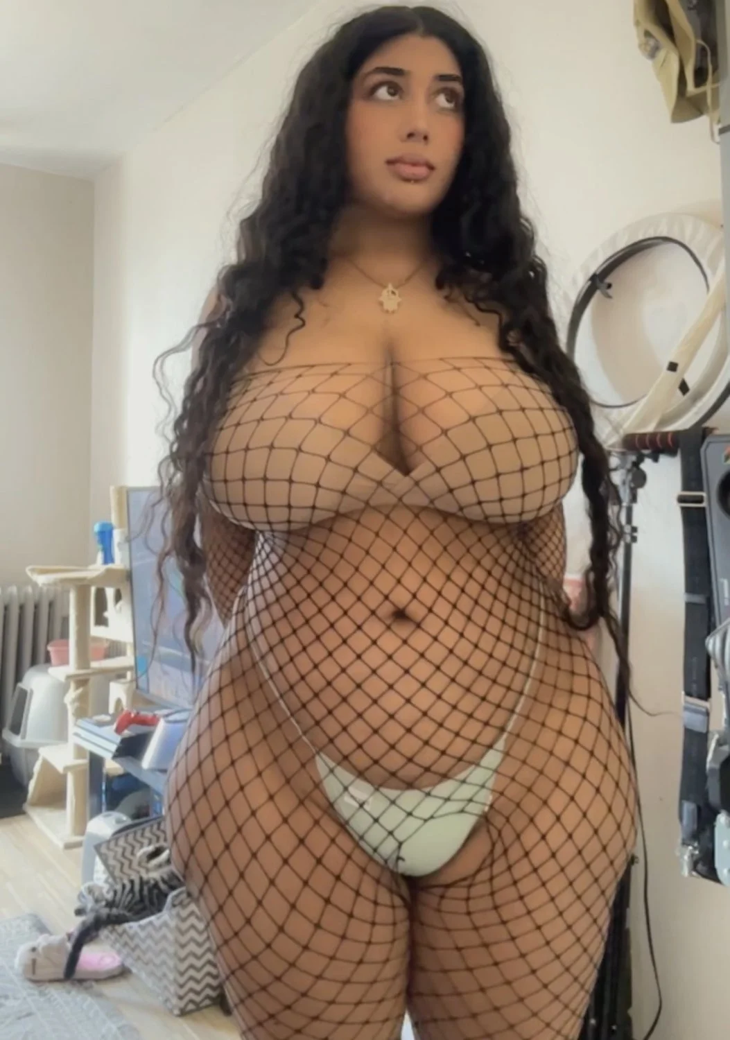Thick Indian Slag Tanvi image 10