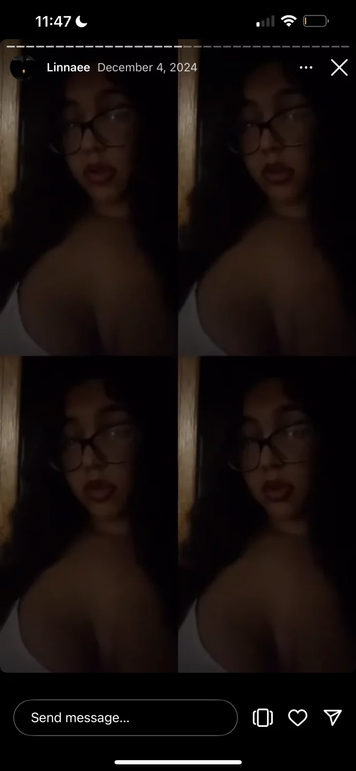 pretty girl with fat ass and big tits image 4