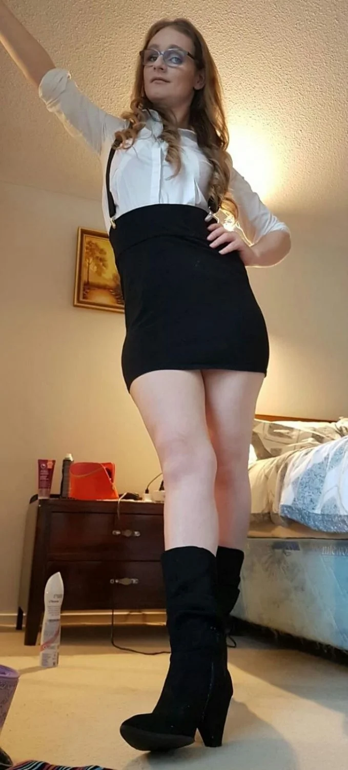 Webslut-Sexy Dumb Whore-Lost image 4