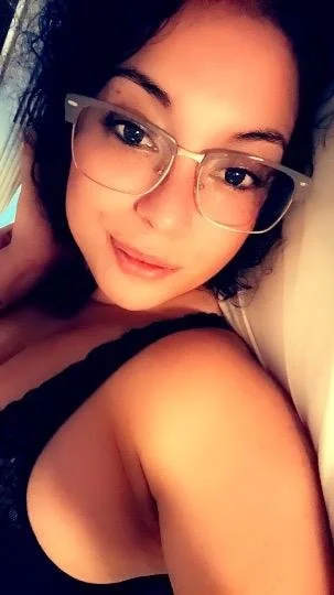 Lexi Beauitful Native with double d breast main image