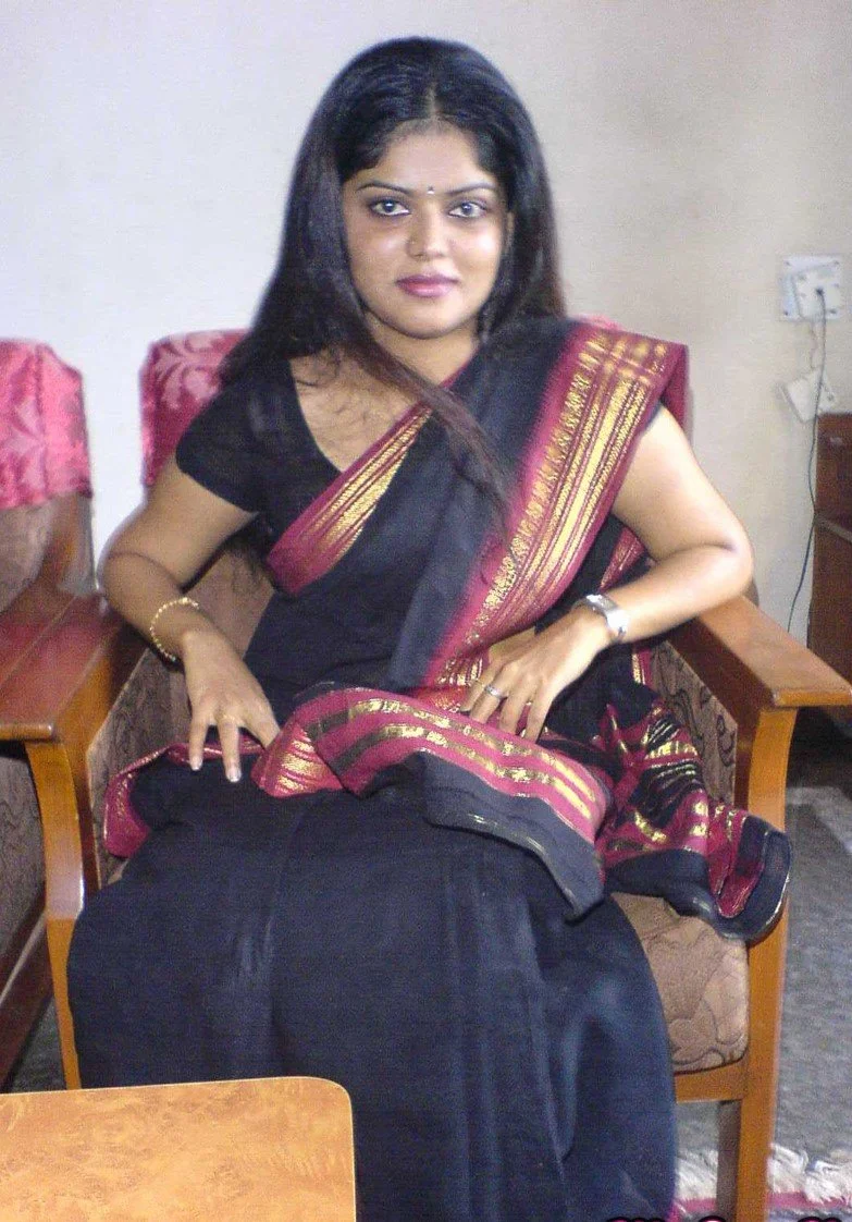 Sensual big tits hotty indian image 10