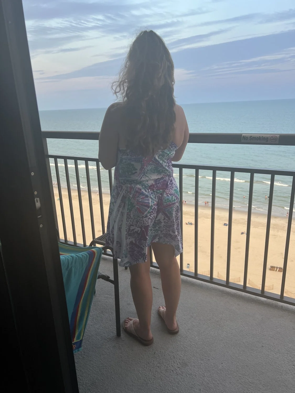 Onlyfans couple making waves at the beach image 3