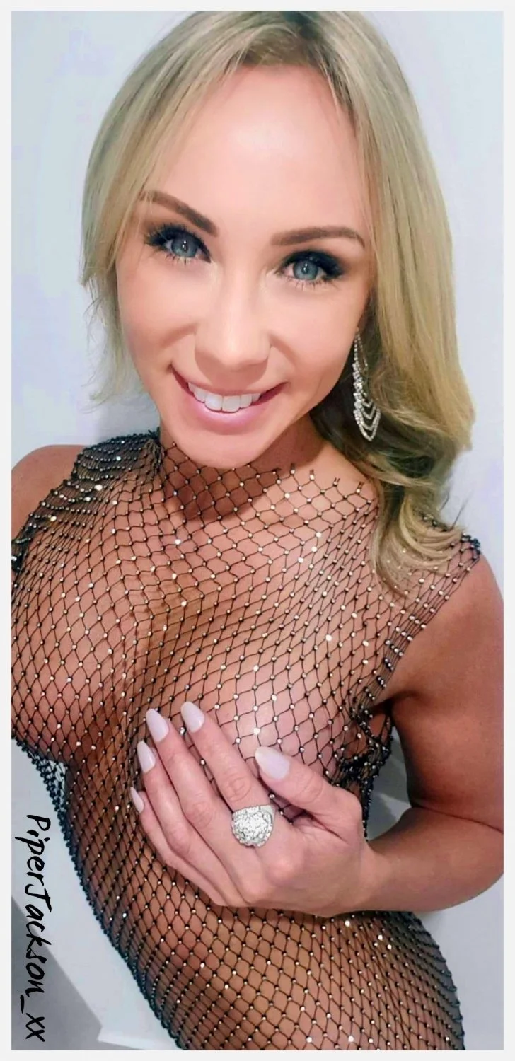 Sexy Hotmilf Piper 🥵 image 44